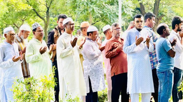 ২৬ নং ওয়ার্ড যুবদলের সভাপতির মেজ ভাই হার্ট অ্যাটাক করে মারাগেছেন